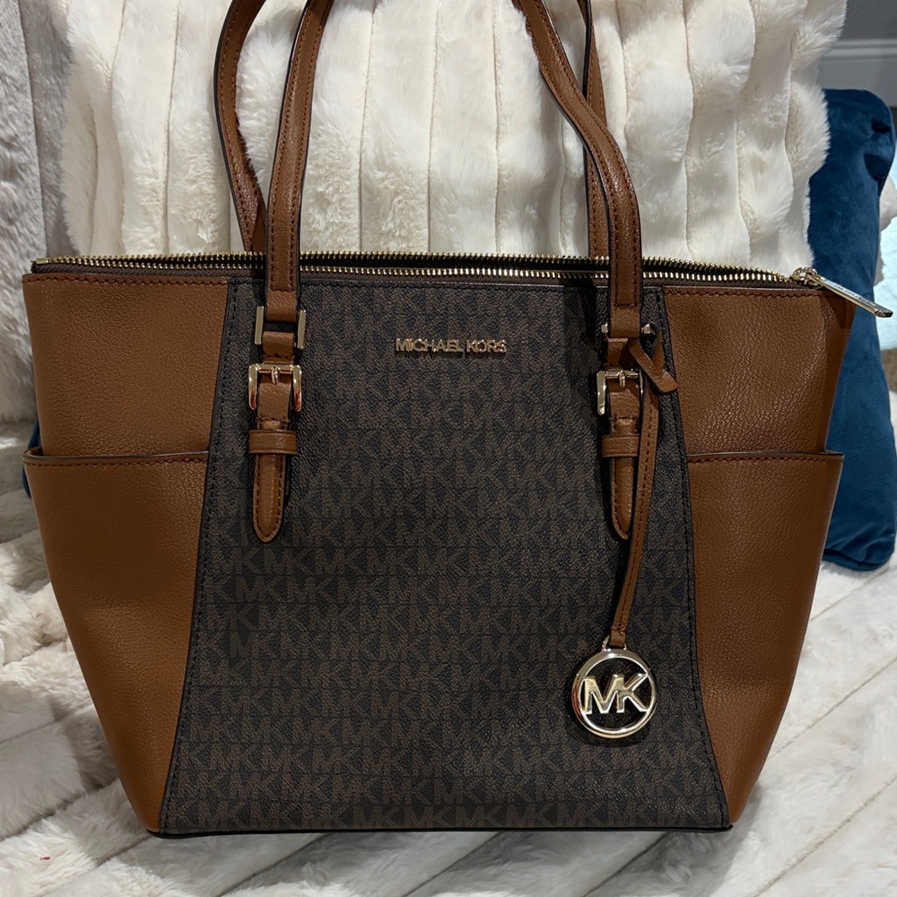 Michael Kors Charlotte Brown Tote Bag. NWT